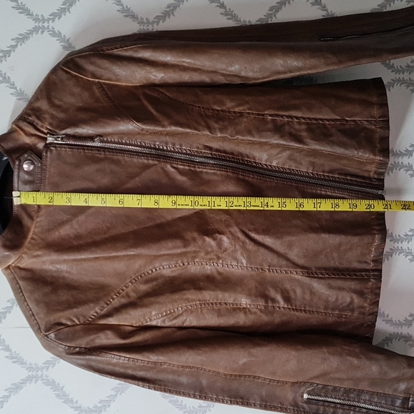 Jacket - Picture 7 of 9